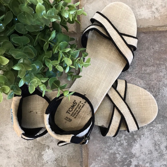 Toms Shoes - 🖤TOMS | Sandals